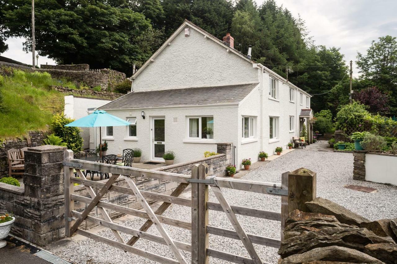 1 Tan Yr Eglwys Barn Cottage Pontardawe Ngoại thất bức ảnh